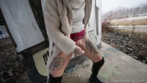 [Golden Shower] LW -Alexa- 3 Clips (2026) – Peeing In Public – HD 1080p