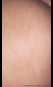 notyourgrlfrnd – B/G (2026) – Full Video