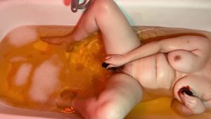 PaulaVelvet – Volles Vergnügen in der Badewanne (2026) – Watch Online