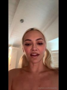 Free Porn: Lindsey Pelas – Livestream